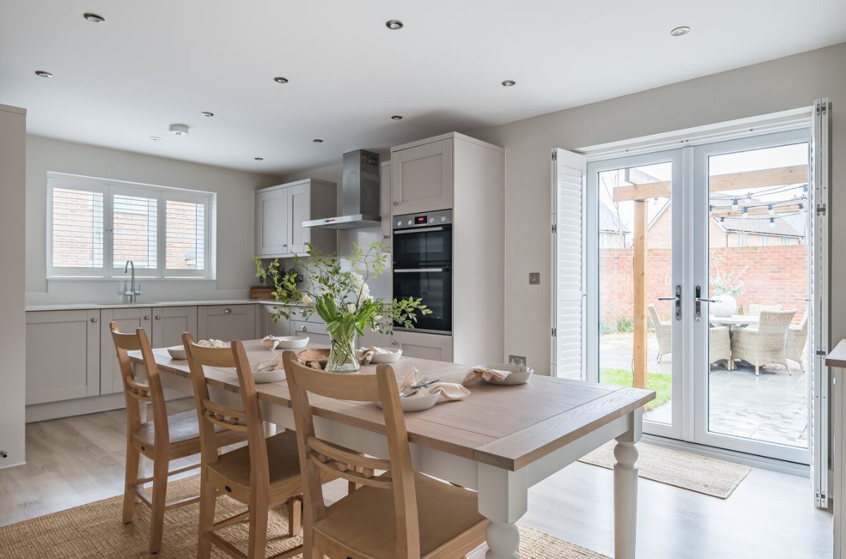 4 bed detached house for sale in 14 Castle Hill Lane, Bishopdown, Wiltshire, SP1 3GP 7