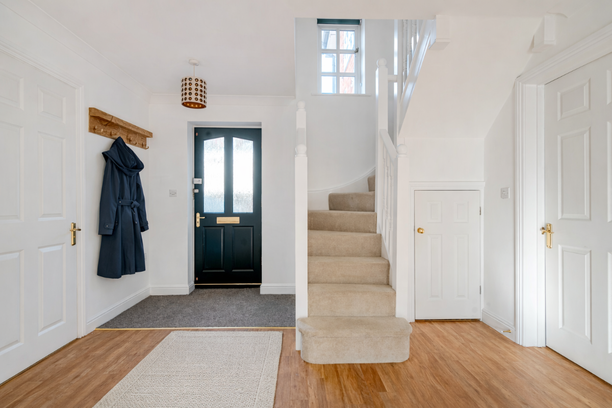 4 bed detached house for sale in Corner Cottage, 4 Catherine Court 2