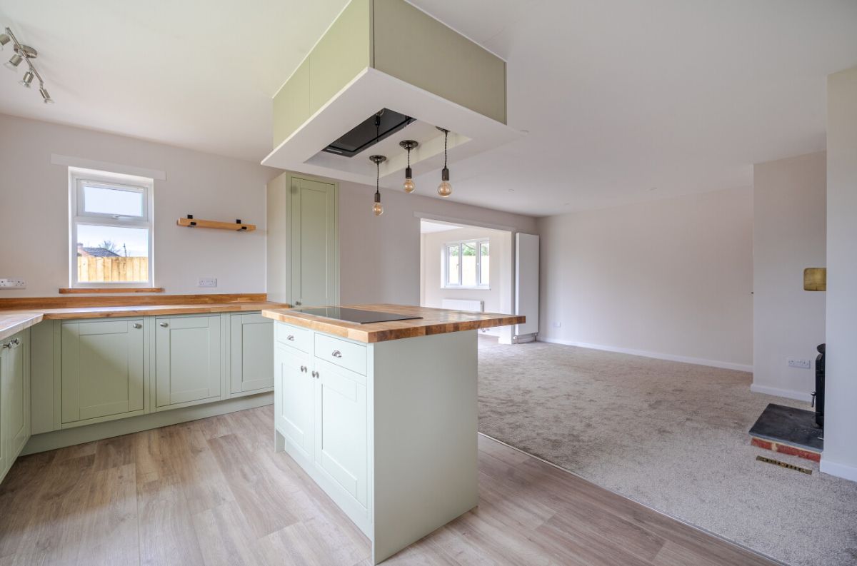 3 bed bungalow for sale in Samways, Great Wishford, Great Wishford, Salisbury  - Property Image 9