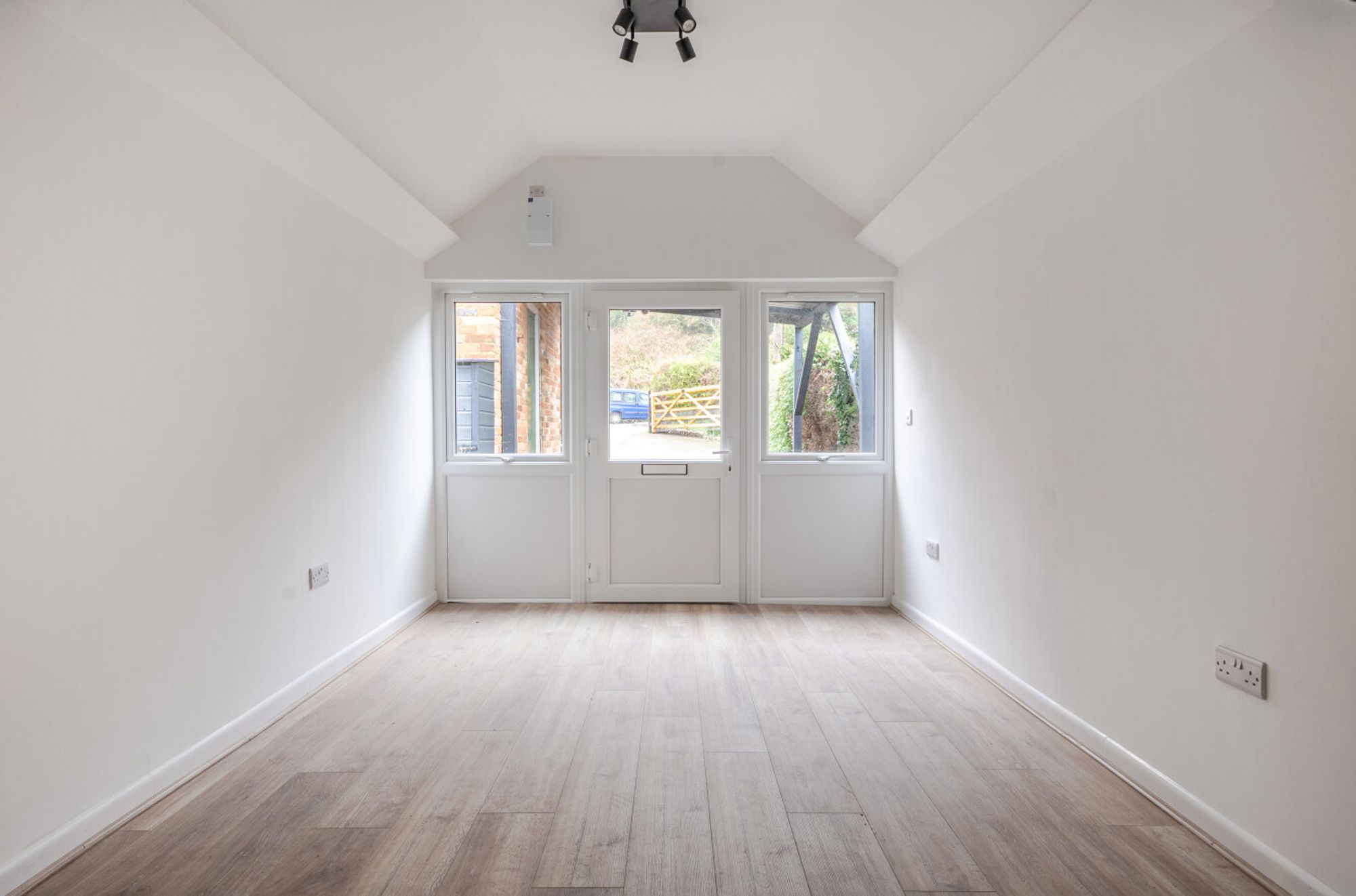 3 bed detached bungalow for sale in Great Wishford, Salisbury, SP2 27