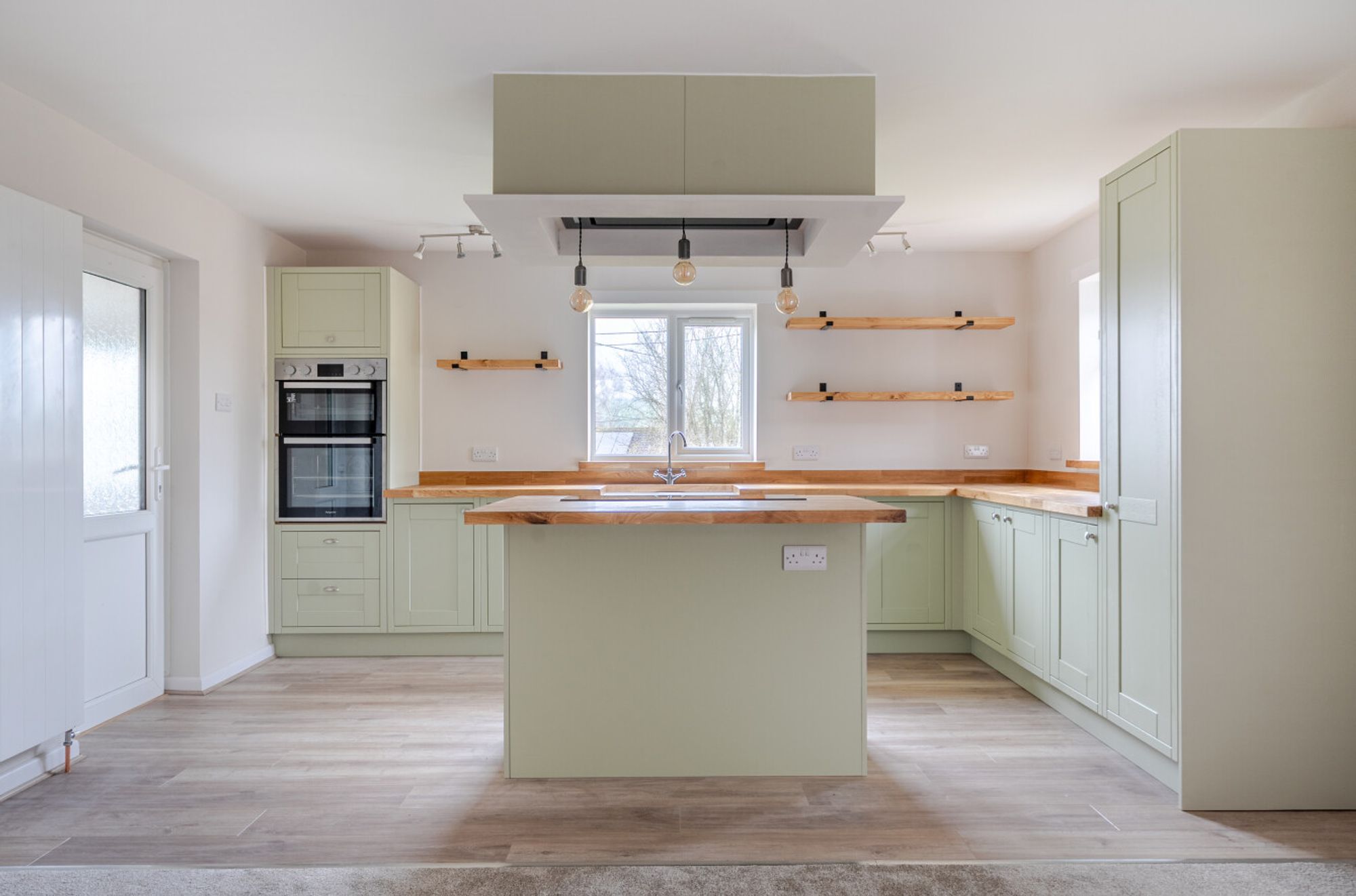 3 bed detached bungalow for sale in Great Wishford, Salisbury, SP2 4