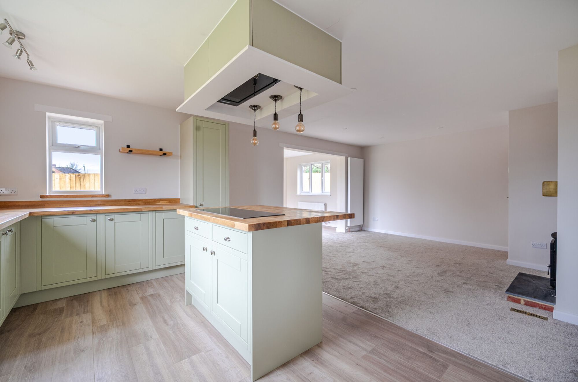 3 bed detached bungalow for sale in Great Wishford, Salisbury, SP2  - Property Image 11