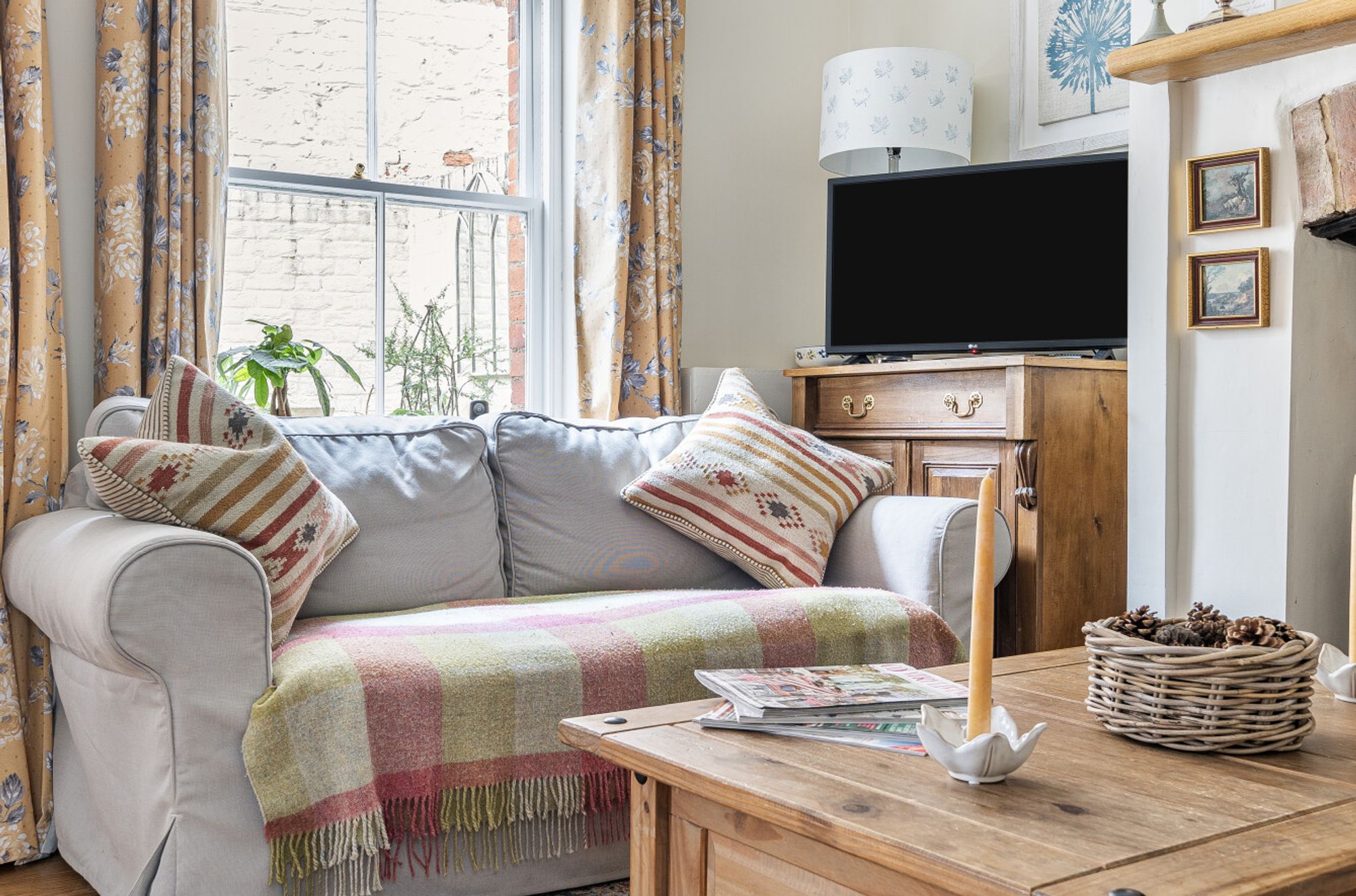 2 bed semi-detached house for sale in North Street, Wilton, SP2 9