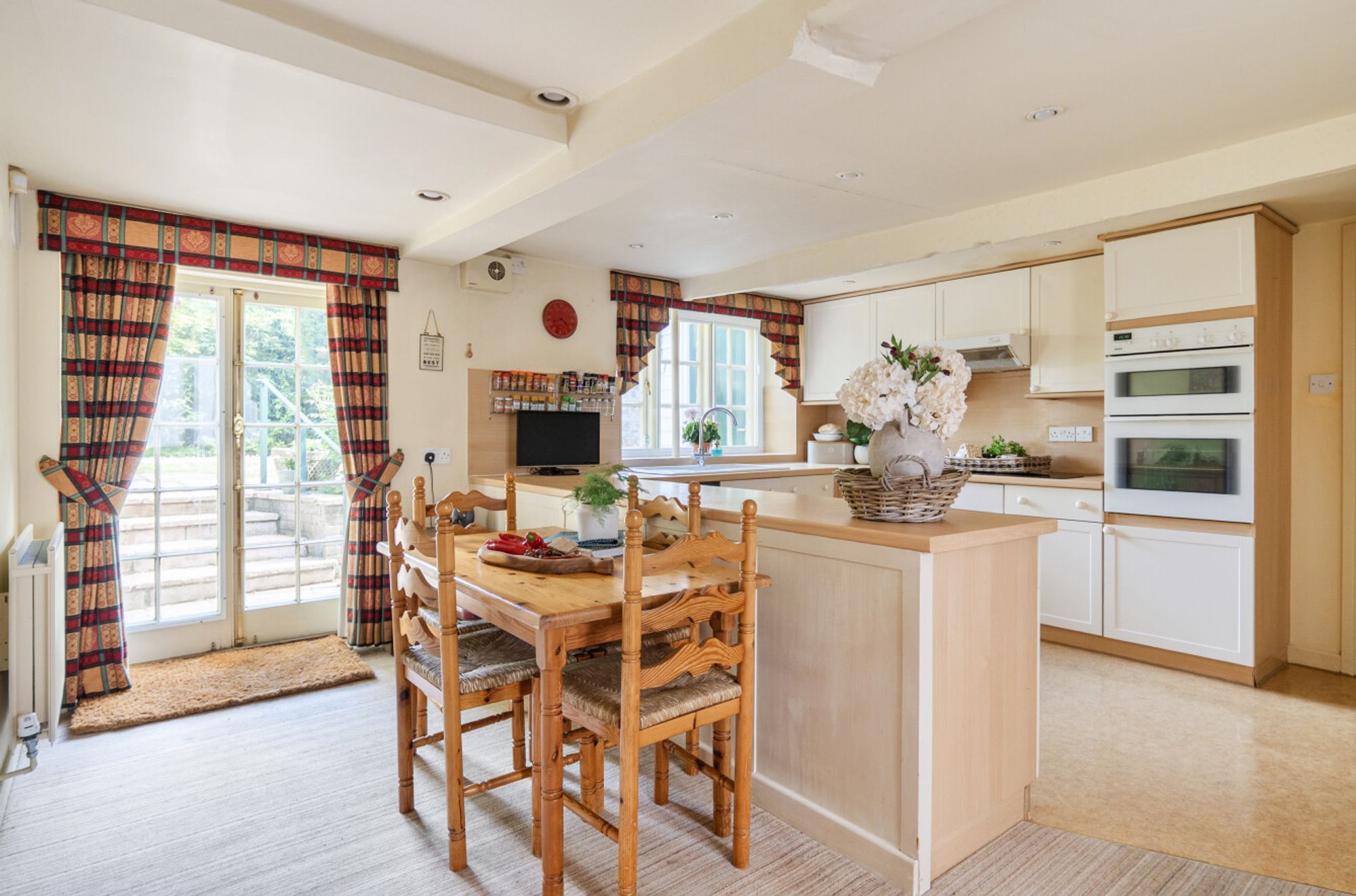 2 bed end of terrace house for sale in West Street, 29 West Street, SP2  - Property Image 10