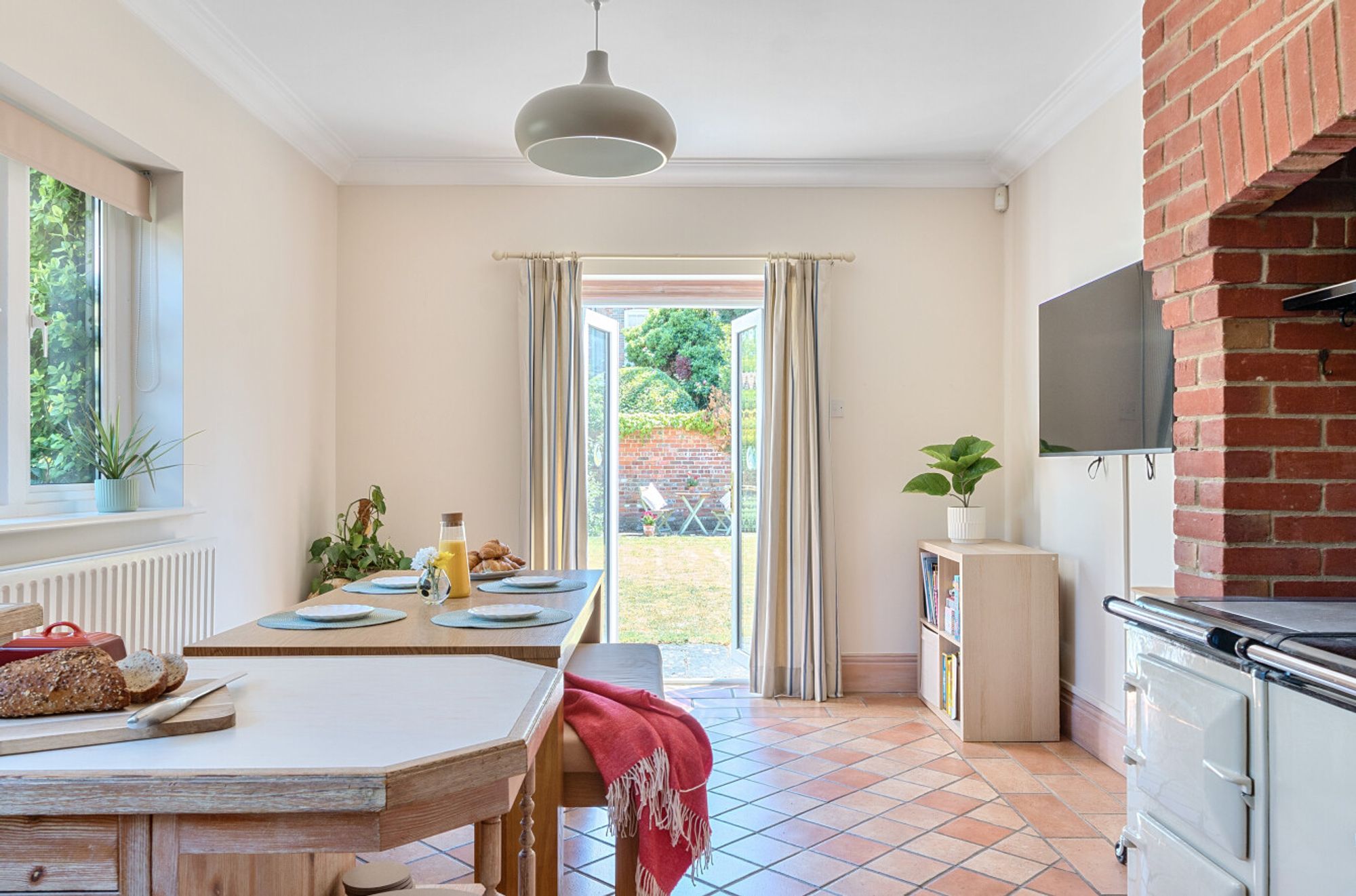 6 bed detached house for sale in 41 Salisbury Road, Amesbury, SP4  - Property Image 35