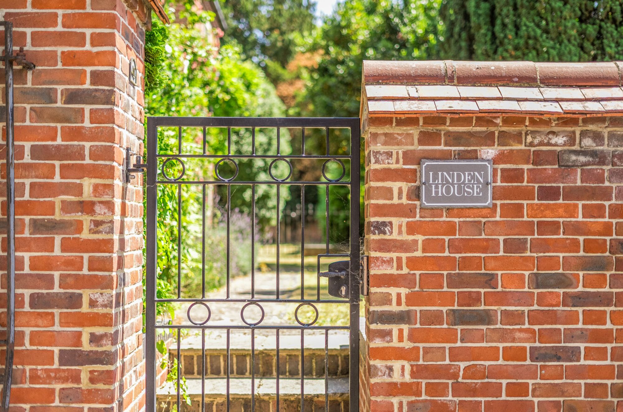 6 bed detached house for sale in 41 Salisbury Road, Amesbury, SP4  - Property Image 2