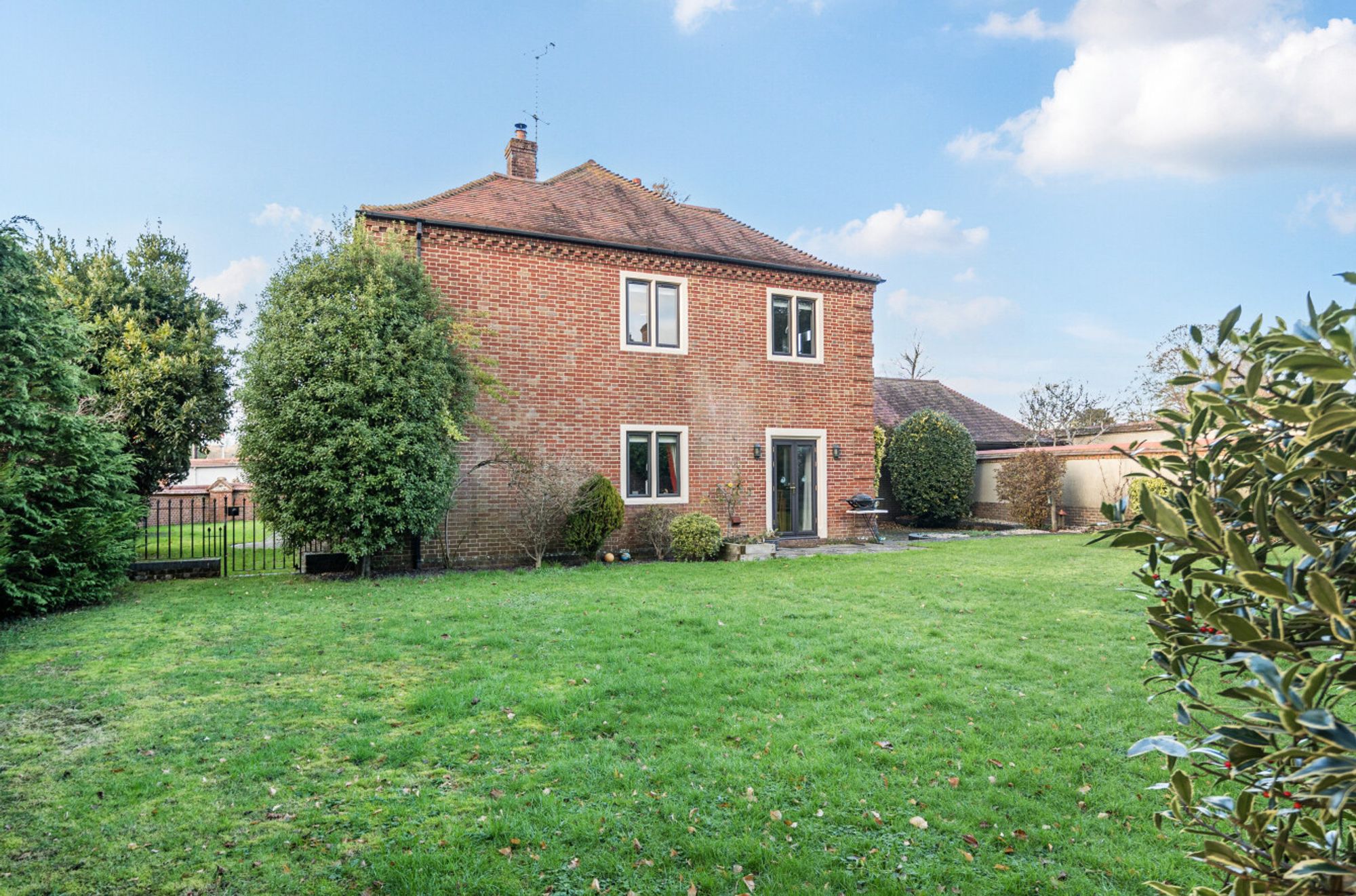 6 bed detached house for sale in 41 Salisbury Road, Amesbury, SP4 43