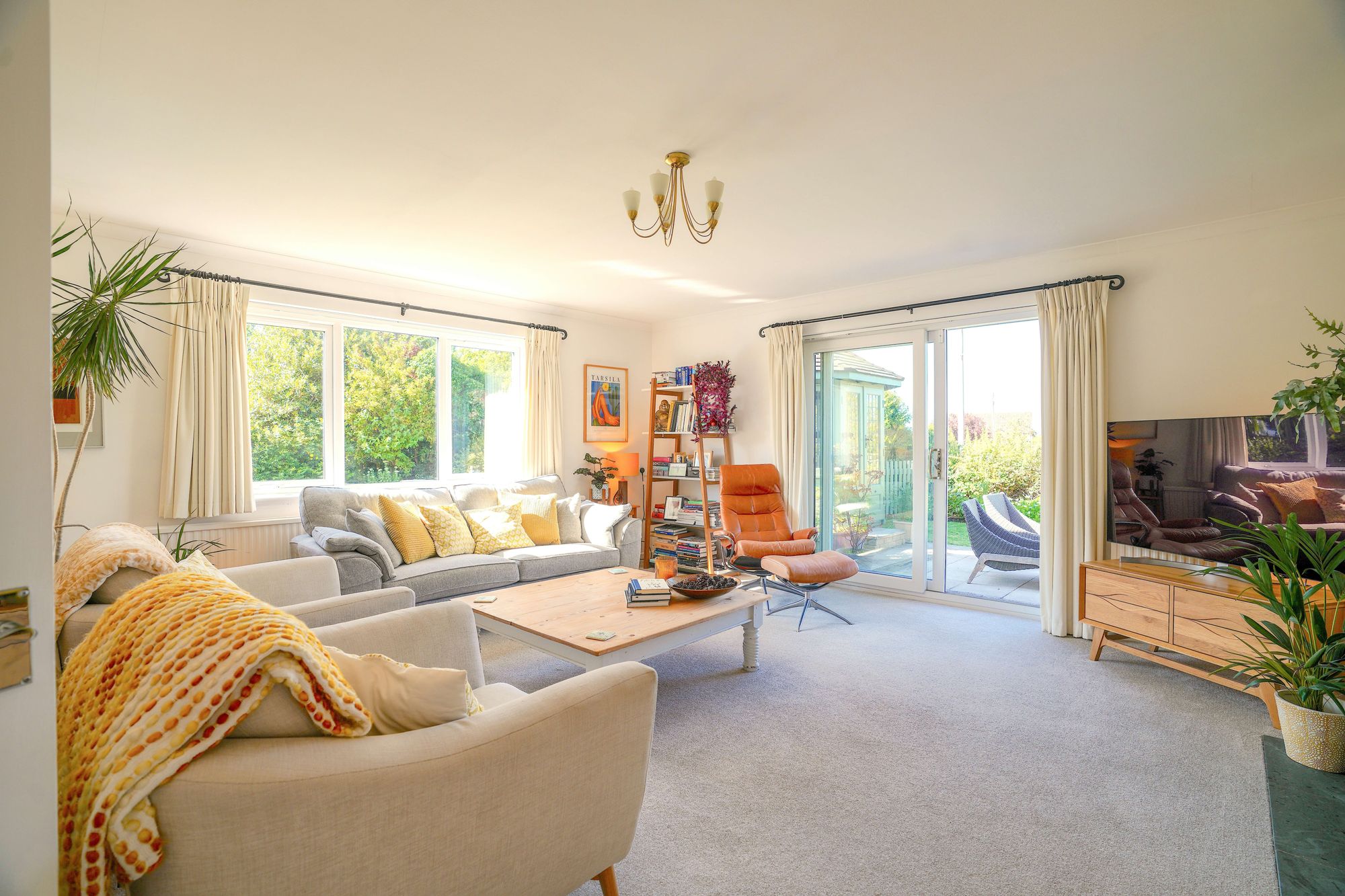 3 bed detached bungalow for sale in Aspen, Upton Scudamore, Wiltshire BA12 0AQ 4