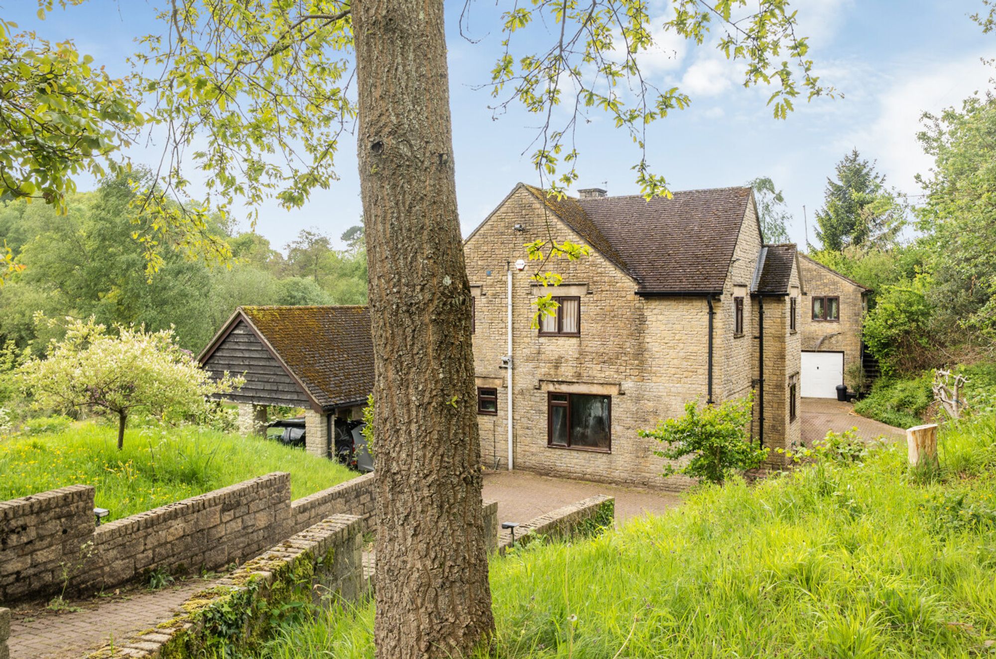 5 bed detached house for sale in Mill Orchard, Fovant, SP3 - Property Image 1
