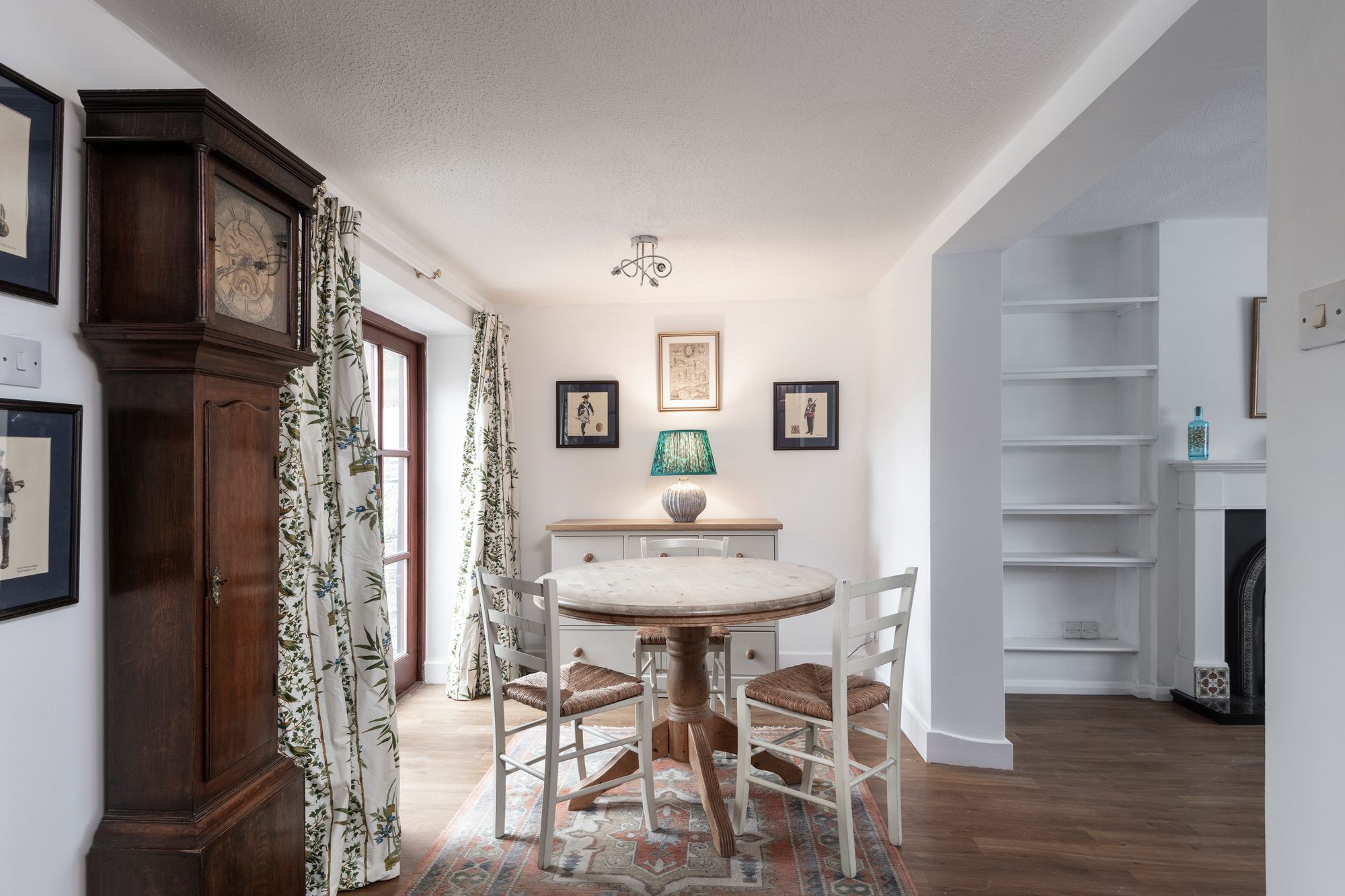2 bed terraced house for sale in North Street, Wilton, SP2  - Property Image 3