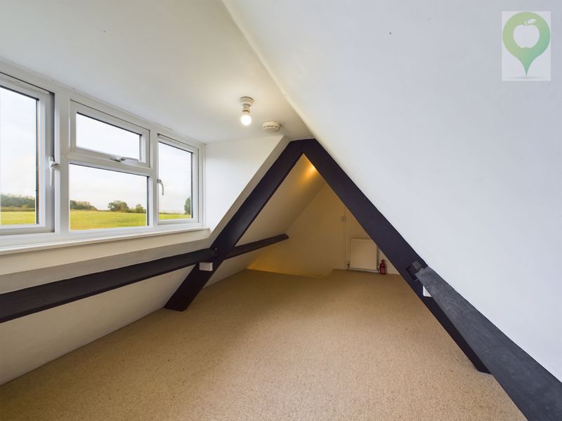 2 bed cottage to rent in Silver Street, South Petherton  - Property Image 12