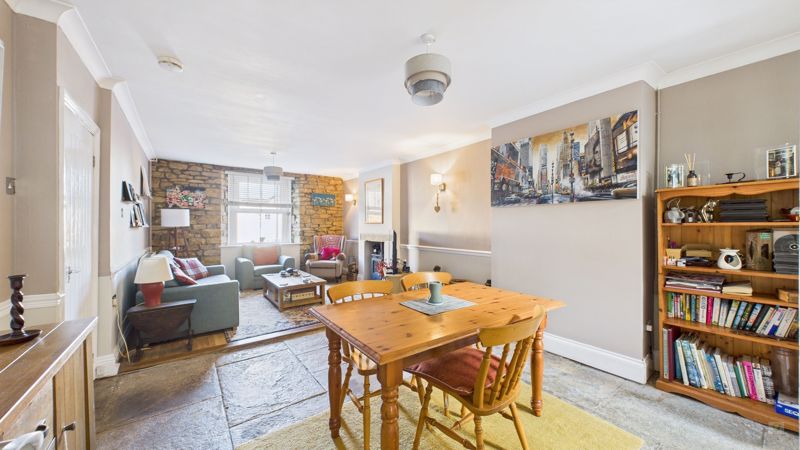 3 bed house for sale in High Street, Stoke-Sub-Hamdon 2