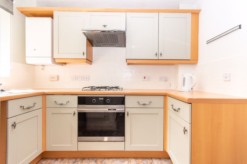 2 bed house to rent in Hills Orchard, Martock 2