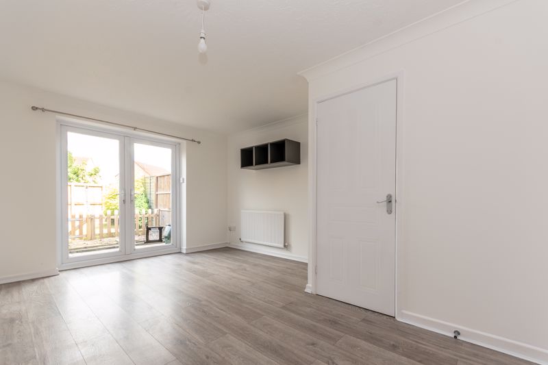 2 bed house to rent in Hills Orchard, Martock  - Property Image 2