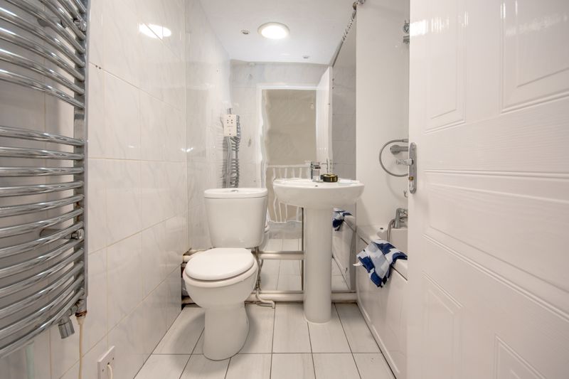 2 bed house to rent in Hills Orchard, Martock 5