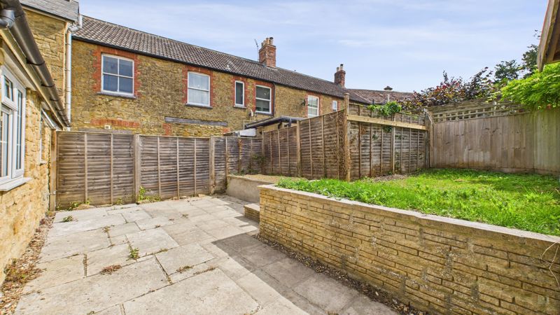 2 bed bungalow to rent in St James Mews, South Petherton 6