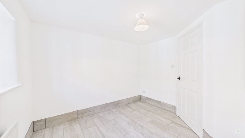 2 bed bungalow to rent in St James Mews, South Petherton 9