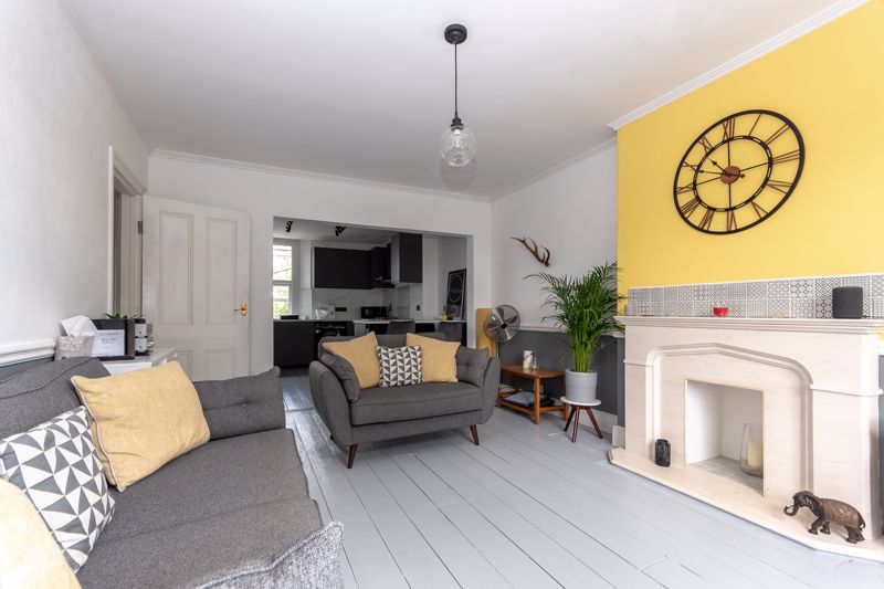 1 bed to rent in Water Street, Martock  - Property Image 3