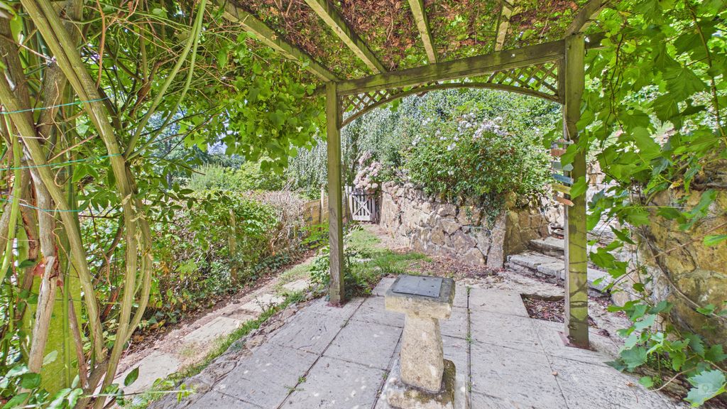 3 bed cottage for sale in Clay Lane, Lower Chillington 59