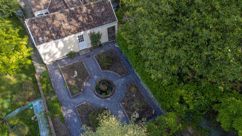 3 bed cottage for sale in Clay Lane, Ilminster 10