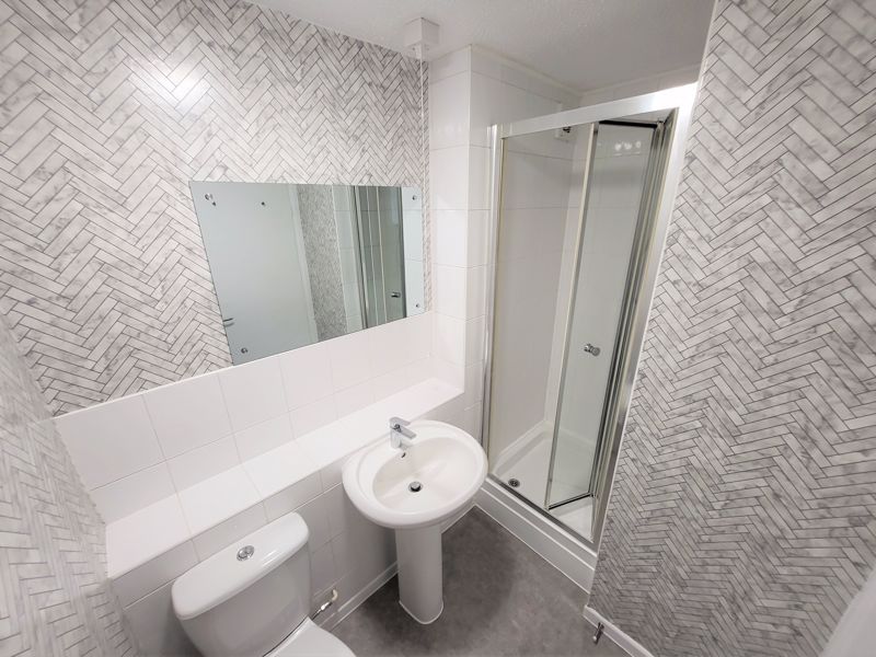 1 bed to rent in Green Mead, Yeovil  - Property Image 7