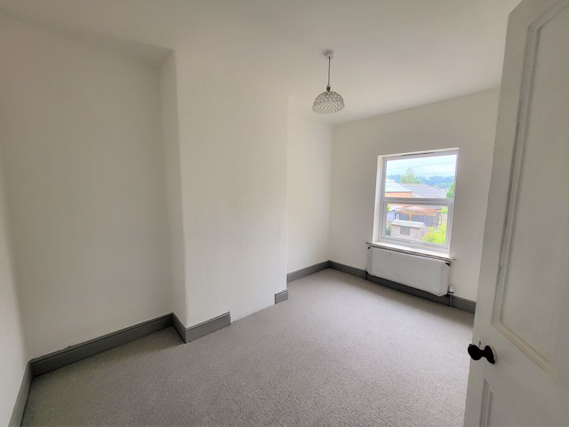 3 bed house to rent in Huish, Yeovil  - Property Image 5