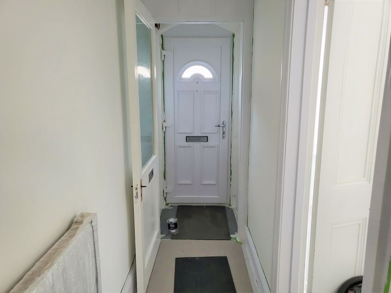 3 bed house to rent in Huish, Yeovil 6