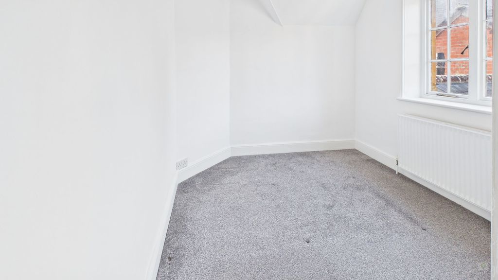 1 bed to rent, South Petherton  - Property Image 6