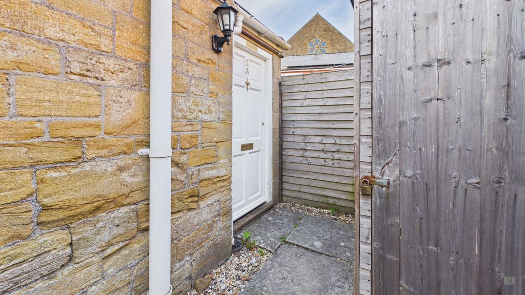 1 bed to rent, South Petherton 7