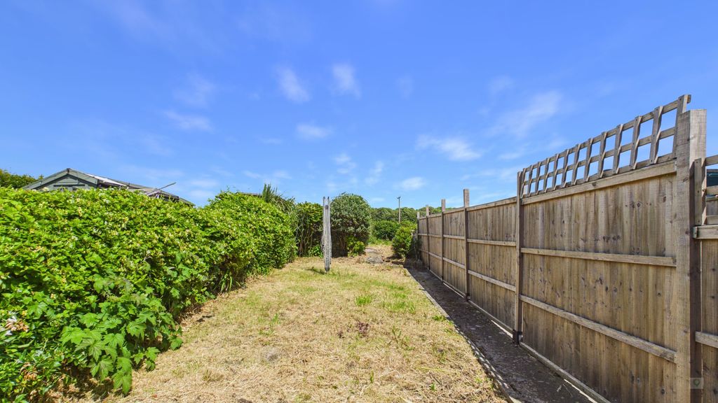 2 bed cottage to rent in Queen Street, Tintinhull 7