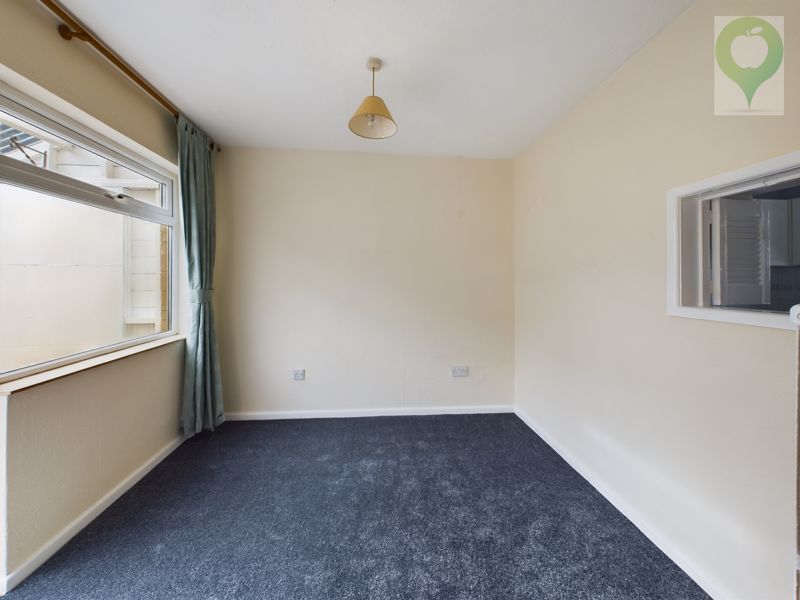 2 bed house to rent in Font Villas, West Coker 5