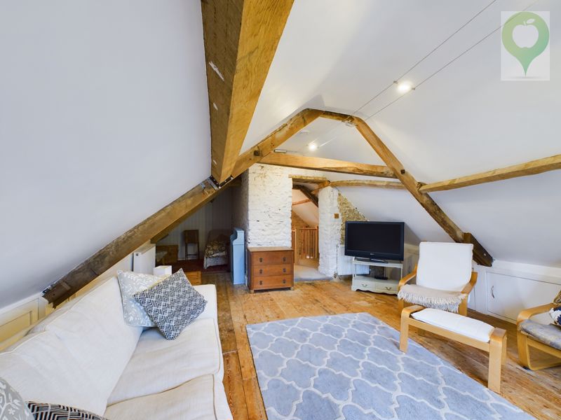 1 bed barn to rent in Stratton Farm, South Petherton 7