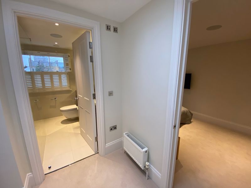 5 bed to rent in Maxwell Road, London  - Property Image 11