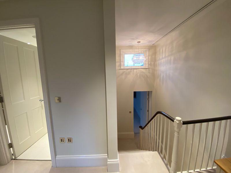 5 bed to rent in Maxwell Road, London  - Property Image 16