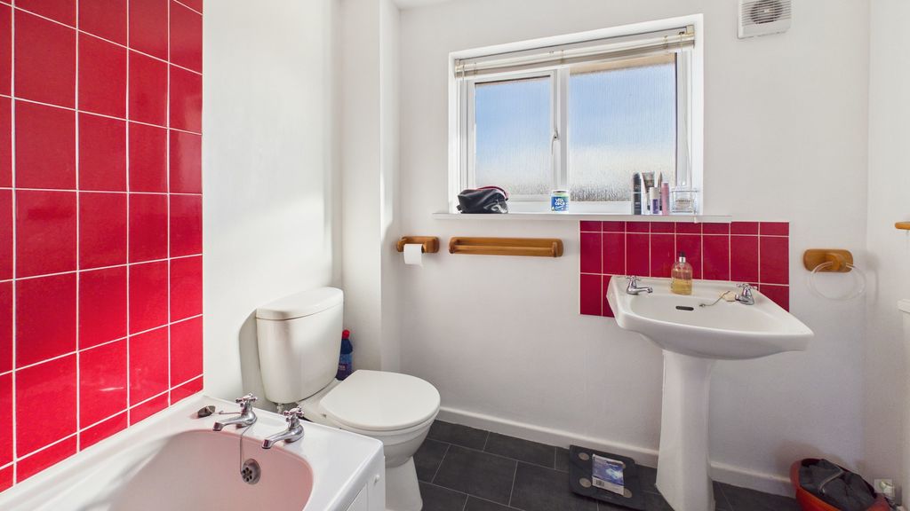 2 bed house to rent in Highfield Terrace, Bower Hinton  - Property Image 10