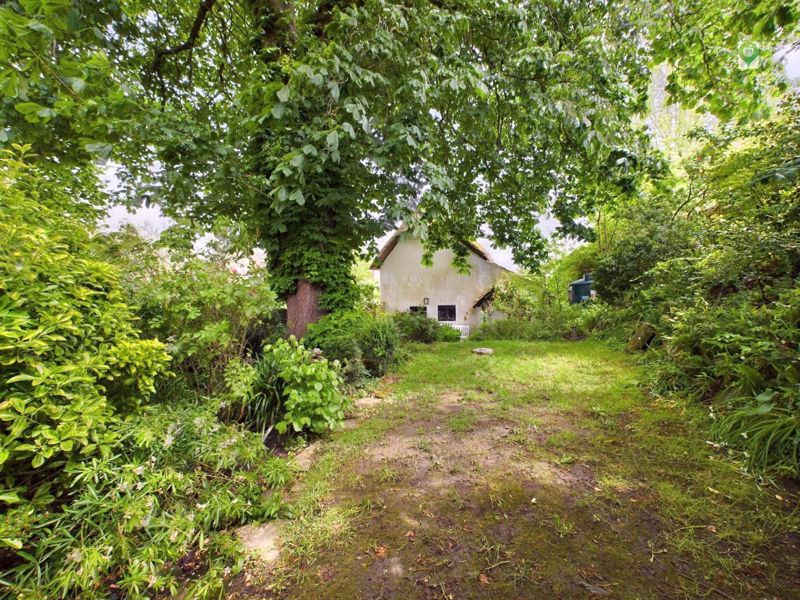 2 bed cottage for sale in Owl Street, East Lambrook  - Property Image 20