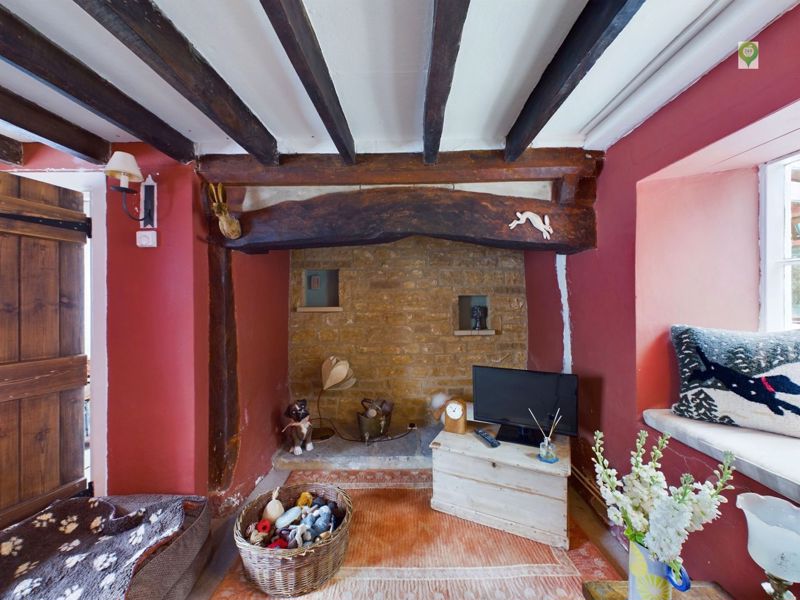 2 bed cottage for sale in Owl Street, East Lambrook  - Property Image 3