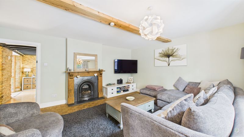 4 bed house for sale in High Street, Stoke-Sub-Hamdon  - Property Image 3