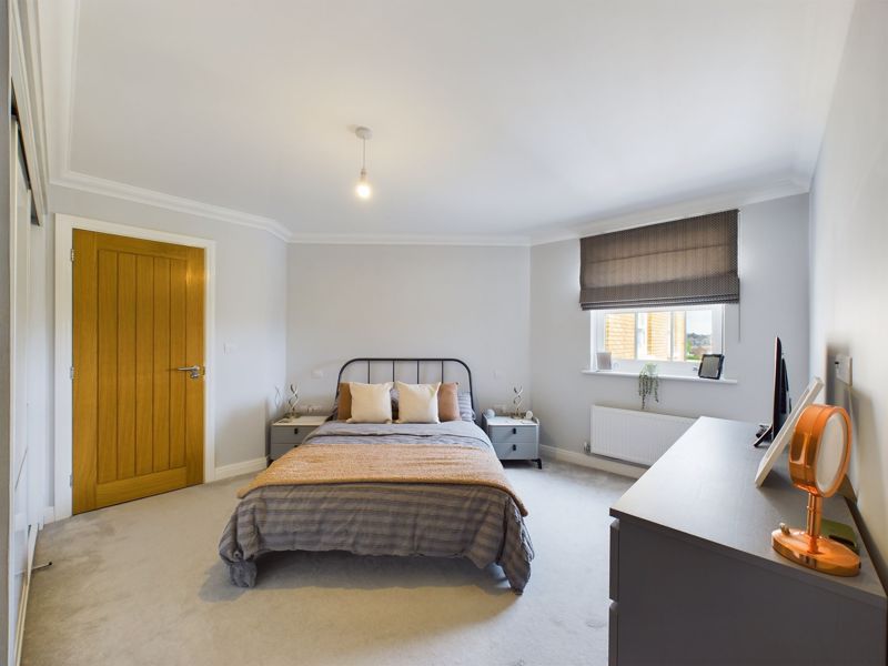 2 bed for sale in Shepherd Court, Yeovil  - Property Image 6