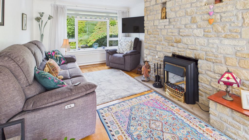 4 bed house for sale in Swallowcliffe Gardens, Yeovil  - Property Image 11
