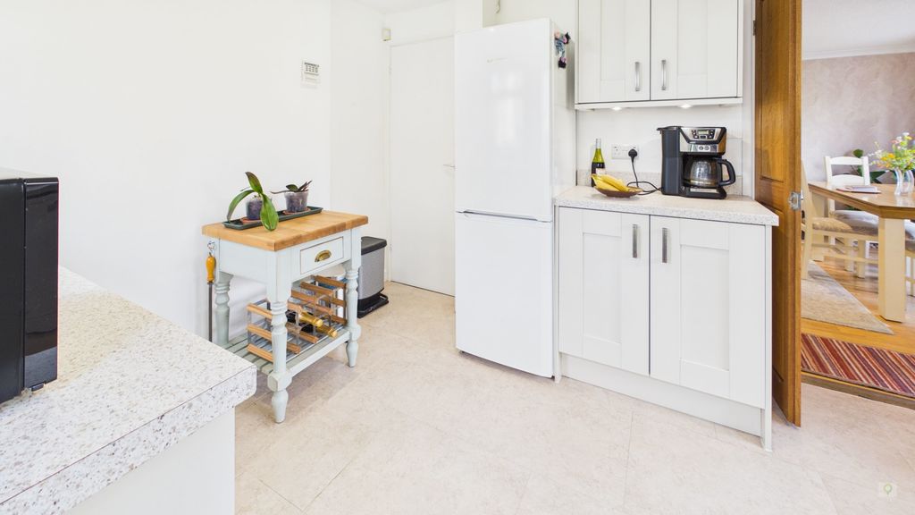 4 bed house for sale in Swallowcliffe Gardens, Yeovil 13