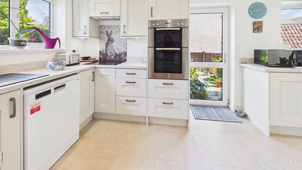 4 bed house for sale in Swallowcliffe Gardens, Yeovil 14