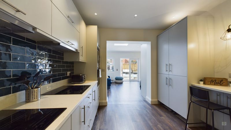 1 bed to rent in Sherborne Road, Yeovil 4