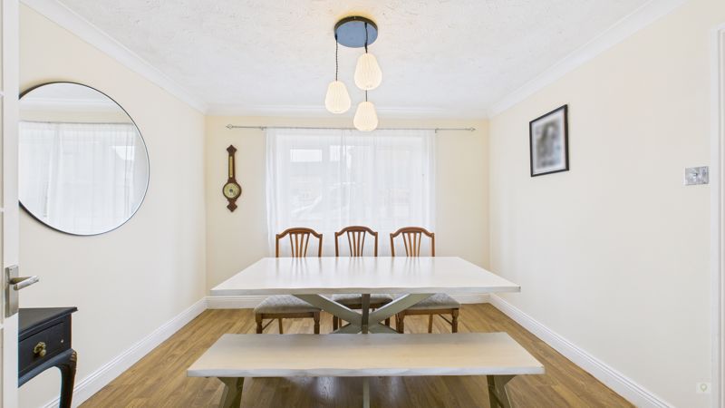 4 bed house for sale in Lampreys Lane, South Petherton  - Property Image 4