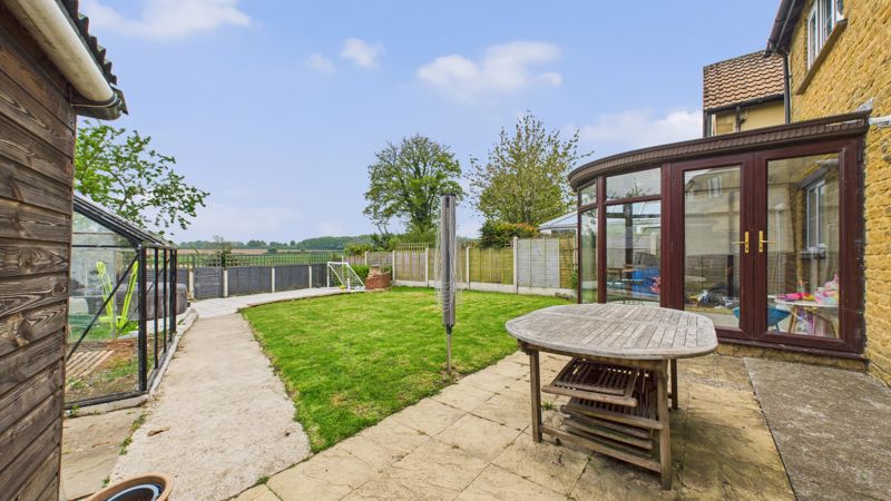 4 bed house for sale in Lampreys Lane, South Petherton  - Property Image 8