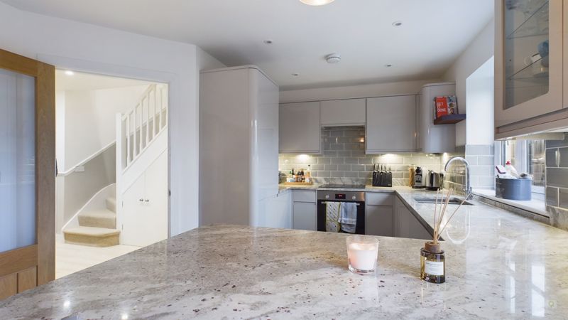 3 bed house to rent in Main Street, Babcary 1