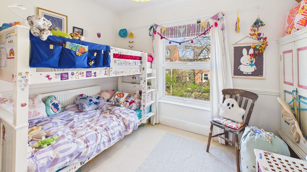 3 bed house for sale in Sherborne Road, Yeovil  - Property Image 6