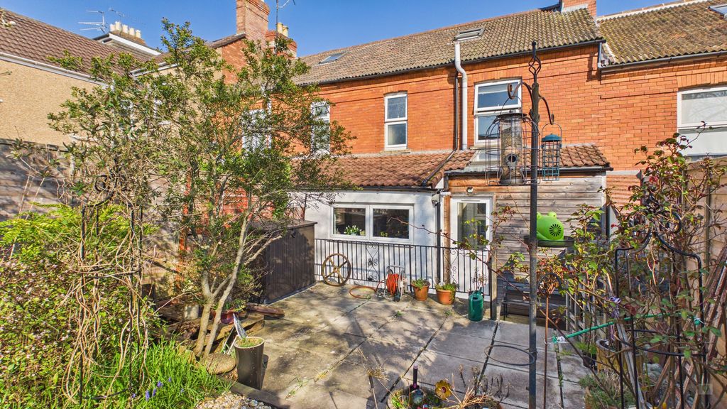 3 bed house for sale in Sherborne Road, Yeovil  - Property Image 21