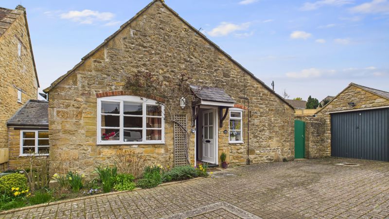 3 bed house for sale in St. Elizabeth's Way, South Petherton  - Property Image 9