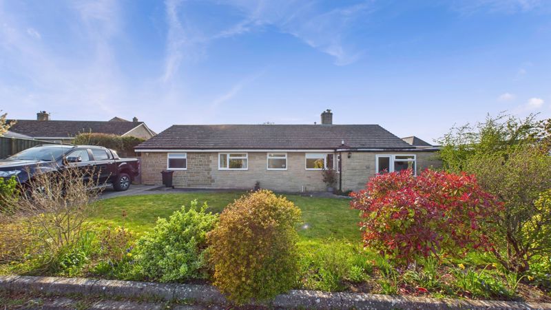 3 bed bungalow for sale in St. Osmund Close, Yetminster  - Property Image 9